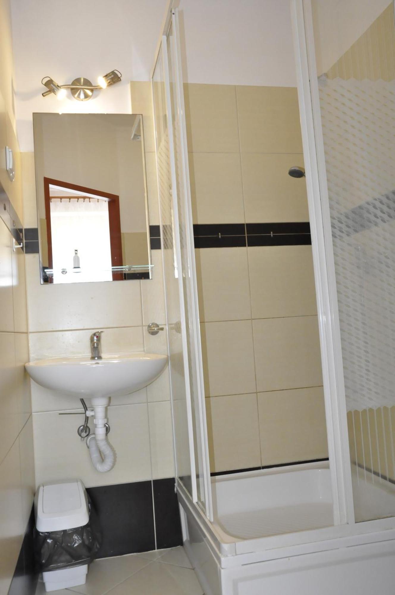 Osrodek Sportu I Rekreacji Victoria Hotel Bielsko-Biała Ngoại thất bức ảnh