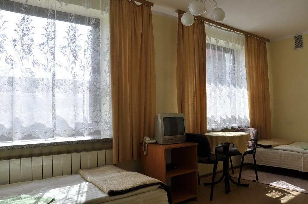 Osrodek Sportu I Rekreacji Victoria Hotel Bielsko-Biała Phòng bức ảnh